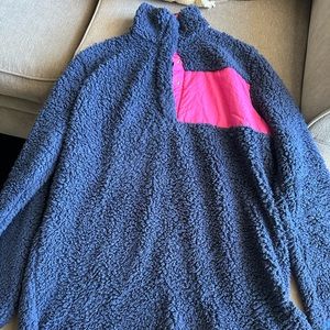 Oversized blue fuzzy pullover, size 8-10